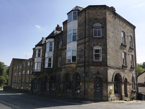 Flat 3- click for photo gallery